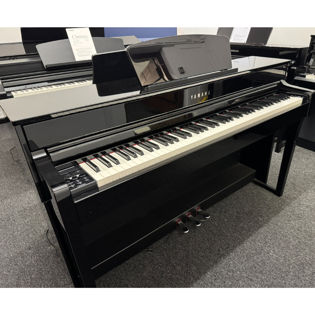 SALE Yamaha CLP635 Polished Ebony Digital Piano | Premium Delivery & All Inclusive Accessory Package | Used Model